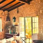 Casas Do Alpendre *
